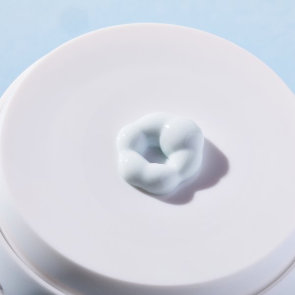 Sunscreen COOLA? Refreshing Water Cream SPF 50 Cream 1.5 oz. Jar (EA)