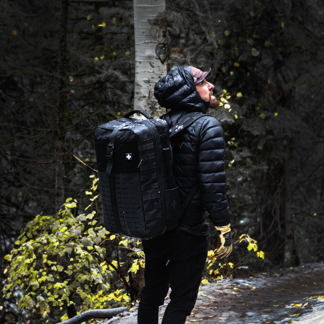 The Medic Pro 10 Person First Aid Kit, 450+ pcs.